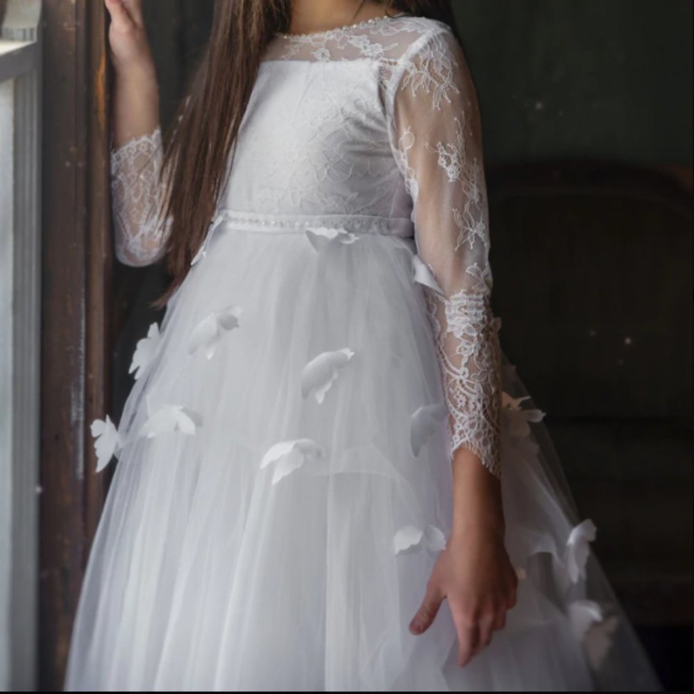 NWT Ethereal Flower Girl Dress White w Butterflies